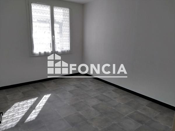 Location Appartement 4 pièces 65.6 m² - 19 RUE DE LA PRAIRIE Quimper 29000