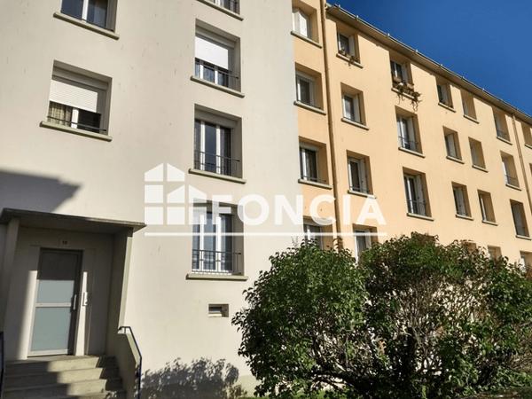 Location Appartement 4 pièces 65.6 m² - 19 RUE DE LA PRAIRIE Quimper 29000