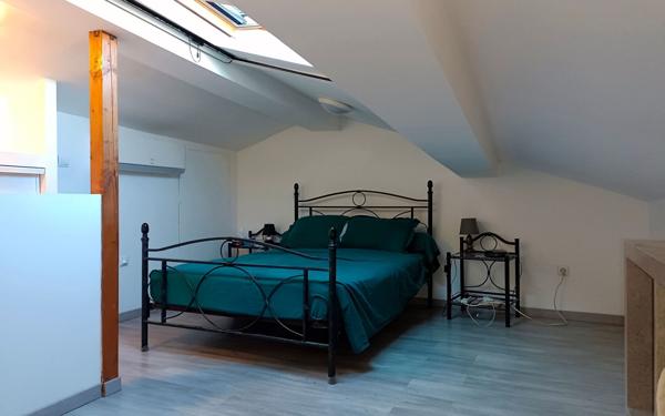 Maison à vendre    2 pièces •  Redessan