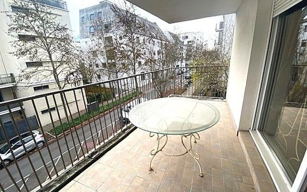 Appartement à vendre    4 pièces • 100 m2 Massy