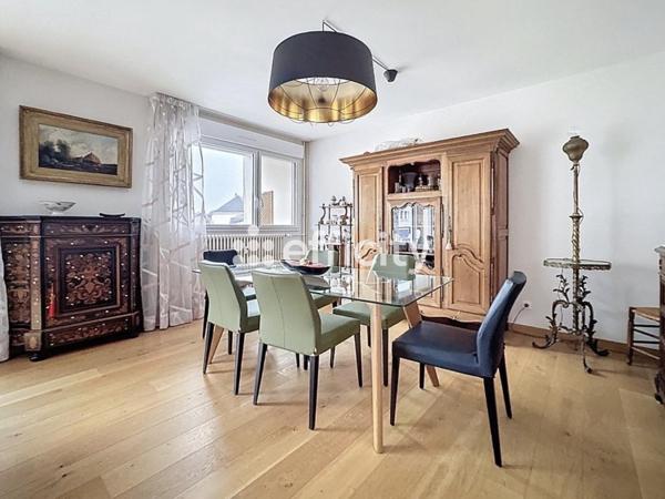 Appartement 5 pièces - 122 m² Exclusivité efficity