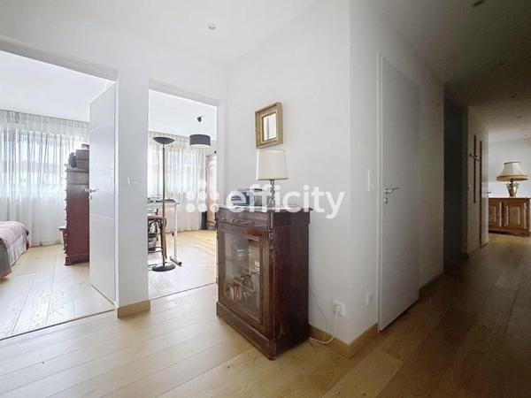 Appartement 5 pièces - 122 m² Exclusivité efficity