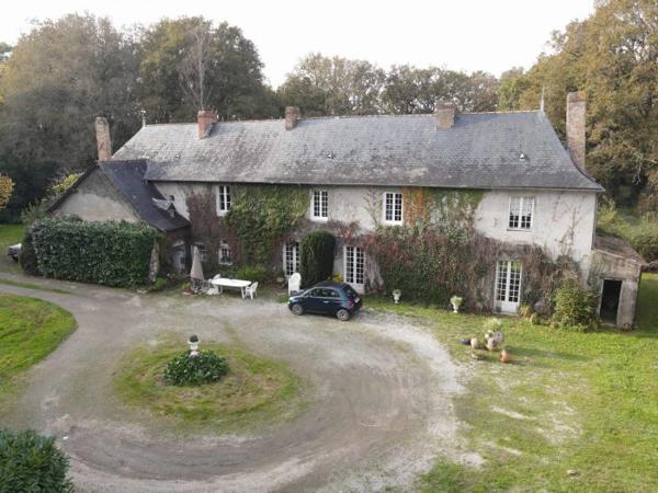 Maison bourgeoise Saint-Aignan-Grandlieu 446 m²