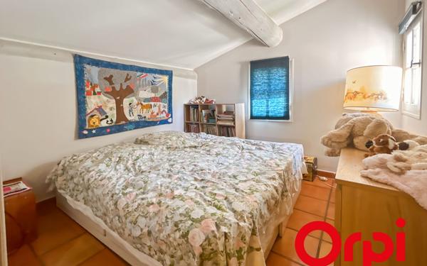 Maison à vendre    5 pièces • 160 m2 La Bastidonne