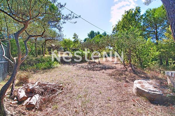 À VENDRE ! SALERNES ! TERRAIN CONSTRUCTIBLE DE 1 680 m² CLOS AVEC OLIVIERS