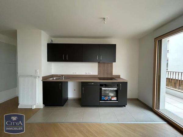 Appartement à louer 3 pièces 63.08m² Villeneuve-la-Garenne (92390)