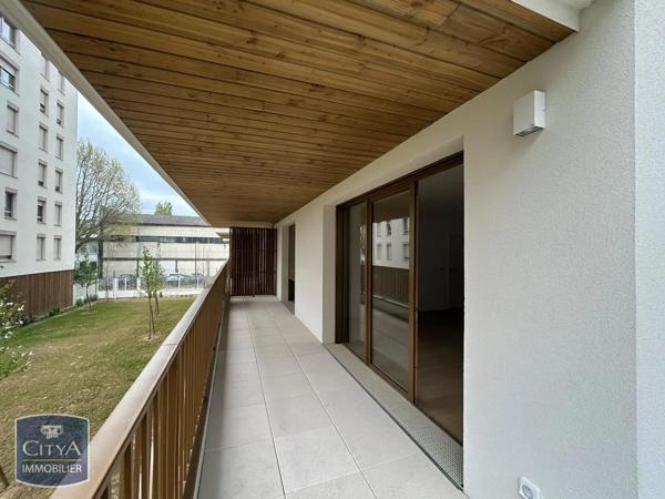 Appartement à louer 3 pièces 63.08m² Villeneuve-la-Garenne (92390)