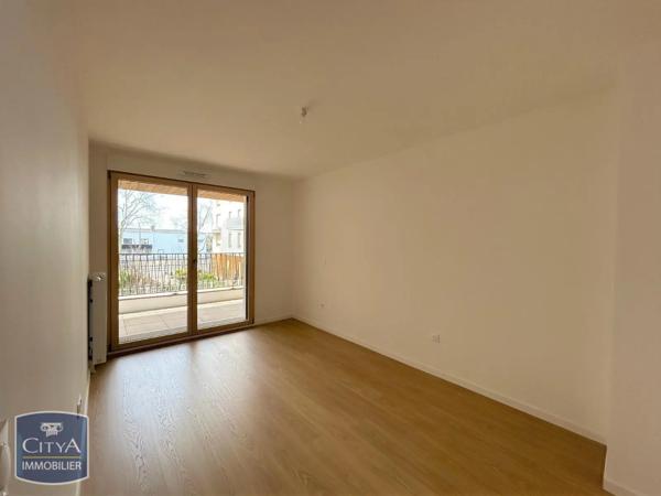 Appartement à louer 3 pièces 63.08m² Villeneuve-la-Garenne (92390)