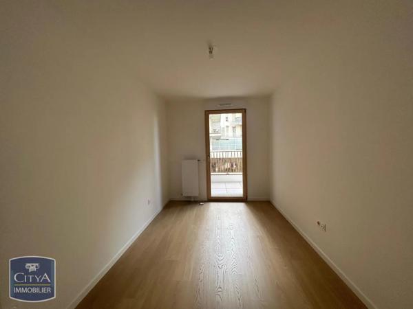 Appartement à louer 3 pièces 63.08m² Villeneuve-la-Garenne (92390)