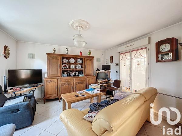 Maison 4 pièces de 100 m² à Gournay-en-Bray (76220)