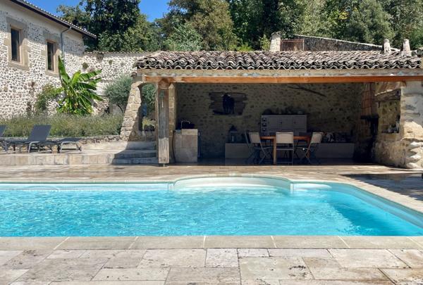 Maison de caractère en pierres et galets