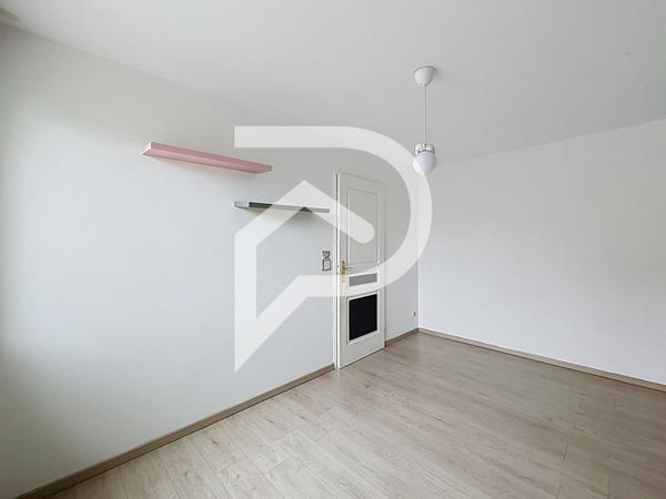 Appartement 5 pièces 100.09 m2