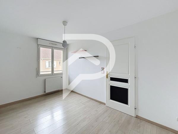 Appartement 5 pièces 100.09 m2