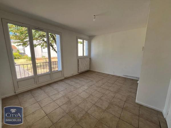 Appartement à louer 3 pièces 71.82m² Angoulême (16000)