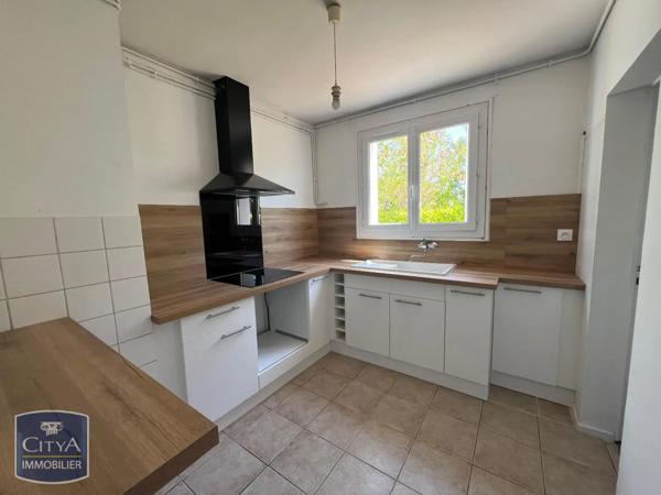 Appartement à louer 3 pièces 71.82m² Angoulême (16000)