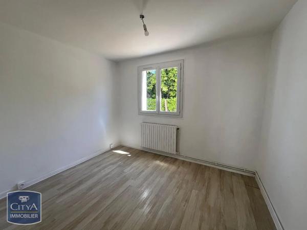 Appartement à louer 3 pièces 71.82m² Angoulême (16000)