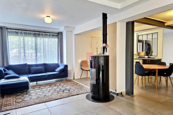 Maison Sainte Genevieve Des Bois 7 pièce(s) 126 m2