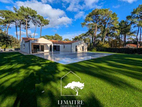 Maison plain-pied 177 m² La Palmyre – Parc sécurisé – Piscine chauffée