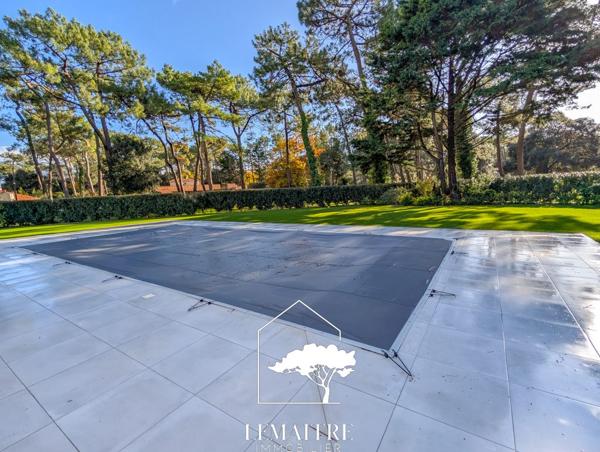 Maison plain-pied 177 m² La Palmyre – Parc sécurisé – Piscine chauffée