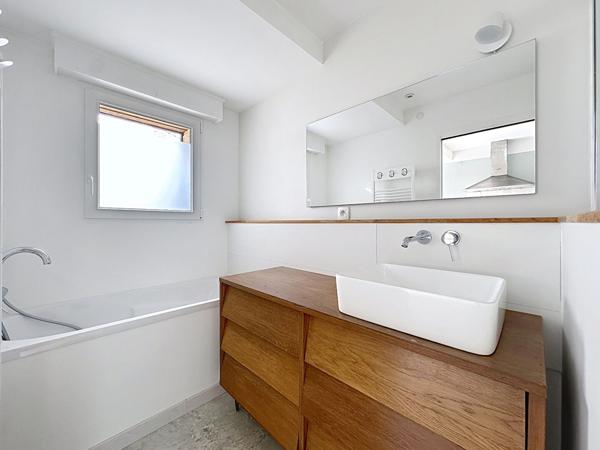 Maison  4 pièce(s) 98.15 m2