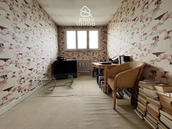 Maison
                                                                                                                                                                                                                                                                                                                        5 pièce(s)                                                                                                                                                                                                          4 chambre(s)                                                                                                                                                                                                          119  m²