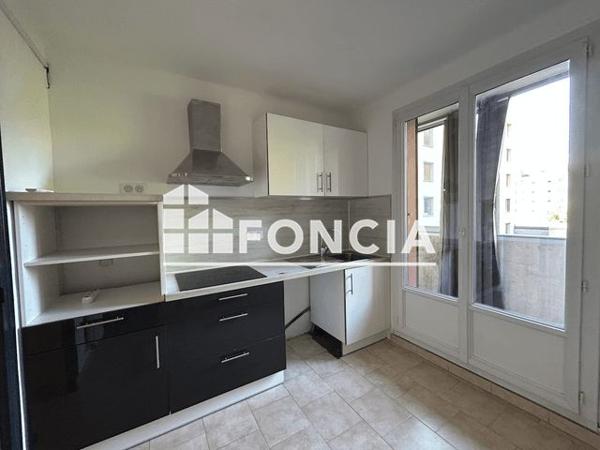 Location Appartement 3 pièces 55.5 m² - 12 BIS AVENUE JEAN JAURES Albertville 73200