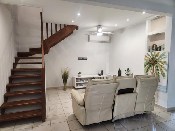 Appartement à louer 1 447 € CC BAIE MAHAULT 4 p 73 m² DPE B