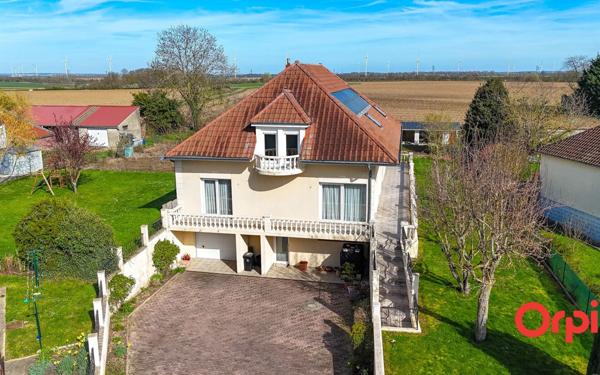 Maison à vendre    7 pièces •  Chaulnes