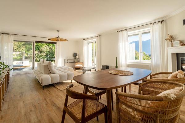 Appartement à vendre - Sévrier 4 pièces de 127 m²