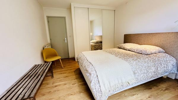 À vendre - Maison mitoyenne 1 côté, 8 pièces située à Biarritz (64200)