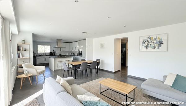 À vendre - Maison mitoyenne 1 côté, 8 pièces située à Biarritz (64200)