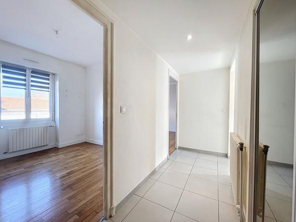 APPARTEMENT BOURG EN BRESSE - 4 pièce(s) - 98 m2