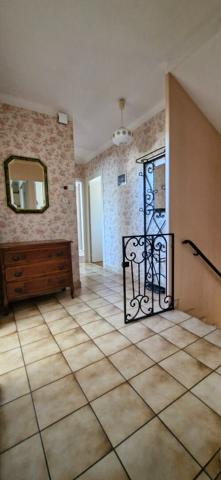 LA ROCHE SUR YON Maison 3 chambres avec possibilité plus! A VENDRE