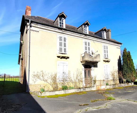 Morlaàs (64160) Enclos béarnais - commune Ouillon