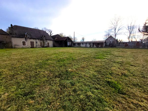 Morlaàs (64160) Enclos béarnais - commune Ouillon