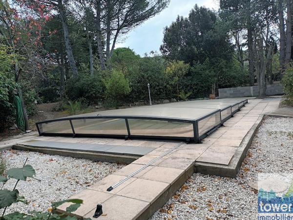 VILLA 5 CHAMBRES GARAGE JARDIN PISCINE