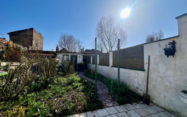 Maison à vendre    3 pièces • 64 m2 Calais