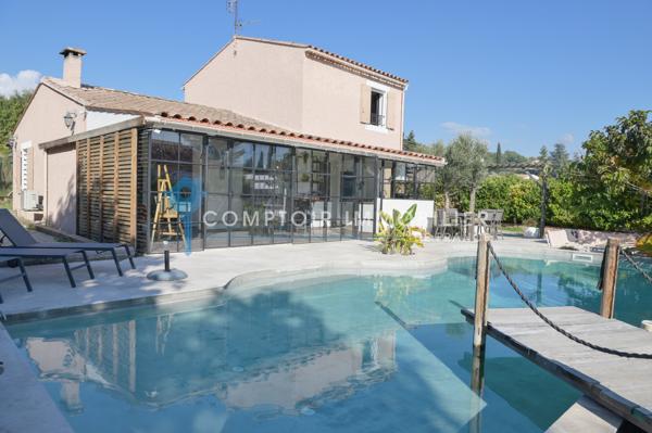 Maison
                                                                                                                                                                                                                                                                                                                        5 pièce(s)                                                                                                                                                                                                          3 chambre(s)                                                                                                                                                                                                          127  m²