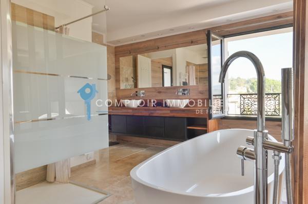 Maison
                                                                                                                                                                                                                                                                                                                        5 pièce(s)                                                                                                                                                                                                          3 chambre(s)                                                                                                                                                                                                          127  m²