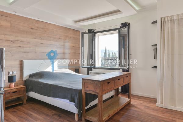 Maison
                                                                                                                                                                                                                                                                                                                        5 pièce(s)                                                                                                                                                                                                          3 chambre(s)                                                                                                                                                                                                          127  m²