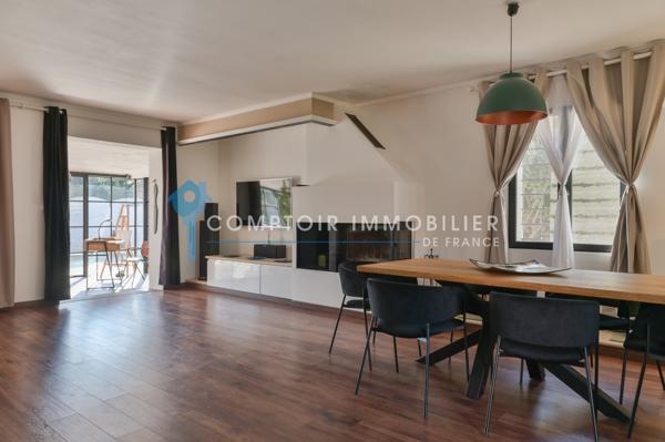 Maison
                                                                                                                                                                                                                                                                                                                        5 pièce(s)                                                                                                                                                                                                          3 chambre(s)                                                                                                                                                                                                          127  m²