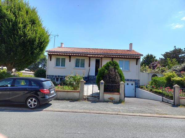 Maison individuelle à vendre à La Genétouze en Vendée (85190), ref : 280