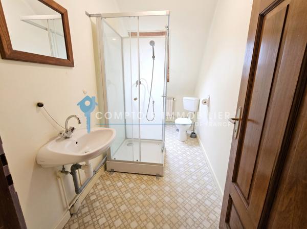 Maison
                                                                                                                                                                                                                                                                                                                        6 pièce(s)                                                                                                                                                                                                          3 chambre(s)                                                                                                                                                                                                          177  m²