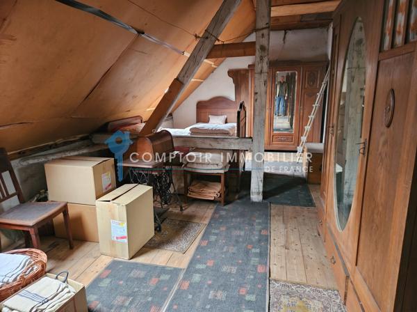 Maison
                                                                                                                                                                                                                                                                                                                        6 pièce(s)                                                                                                                                                                                                          3 chambre(s)                                                                                                                                                                                                          177  m²