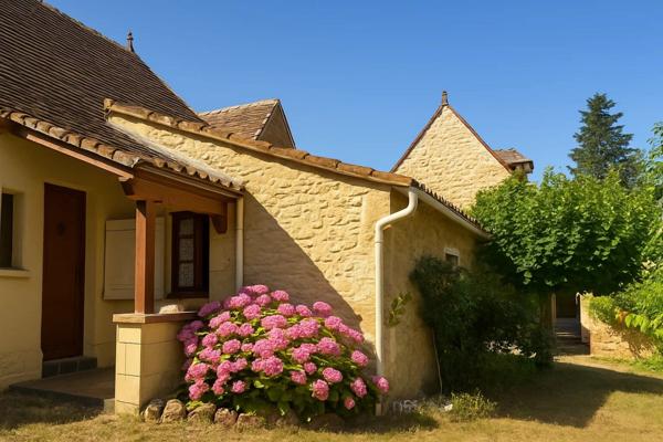 Vente Maison 8 pièces 230 m2 à Gourdon