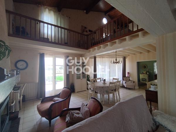 Maison Sainte Bazeille 6 pièce(s) 255 m2