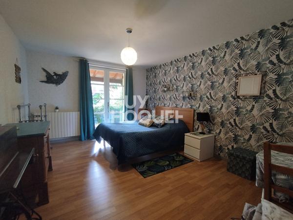 Maison Sainte Bazeille 6 pièce(s) 255 m2