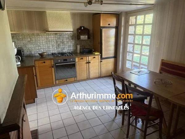 Vente                                                      Maison
                        
                     5 pièces                      80 m2                     à Martigné-Ferchaud