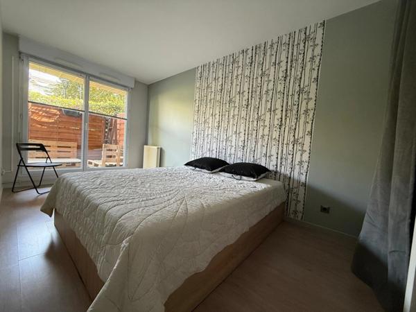 Appartement 3 pièces meublé avec terrasse et parking - ECOUEN (95)
