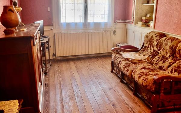 Maison à vendre    7 pièces •  Saint-Jean-de-Bournay